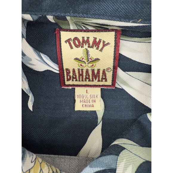 Tommy Bahama Mens Size L 100% Silk Tropical Button Shirt Navy Short Sleeve - Picture 7 of 9